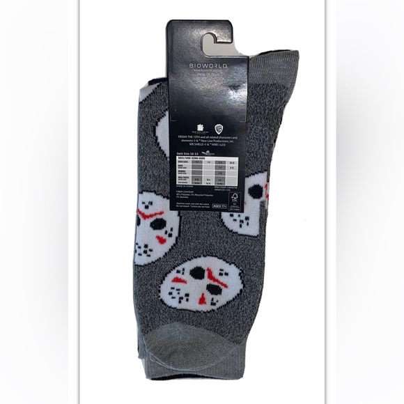 Friday The 13th Crew Socks 2 Pair Men 8-12 Black Gray Mask Jason Voorhees Horror - Picture 5 of 12